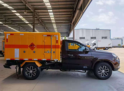 五华爆破器材运输车